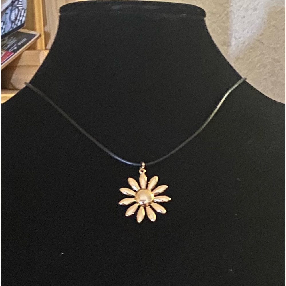 Gold Flower Necklace
